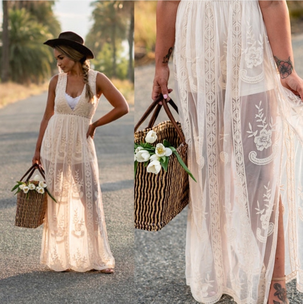 Wishlist Ivory Cream Lace Maxi Romper - M